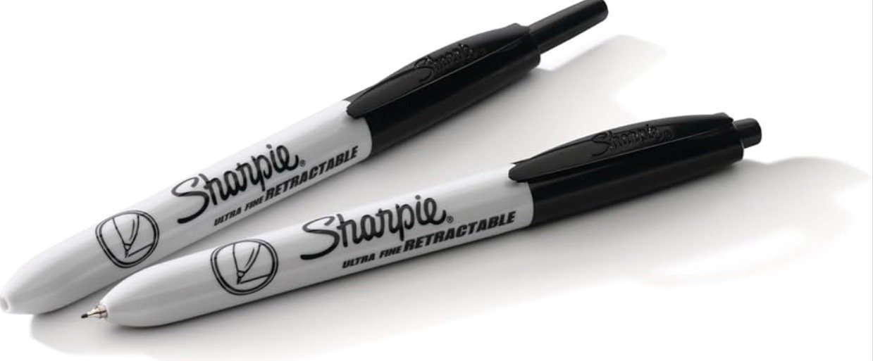 Sharpie Retractable Permanent Markers, Ultra Fine Point, Black, 3 Count - Image 4